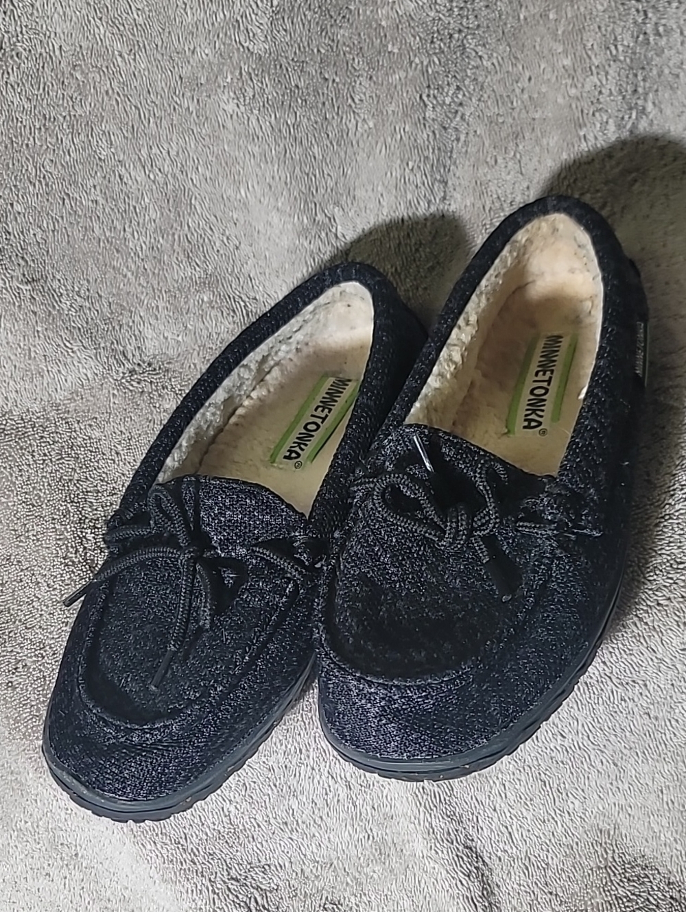 Minnetonka Eco Oak Sustainable Slippers. Size 7